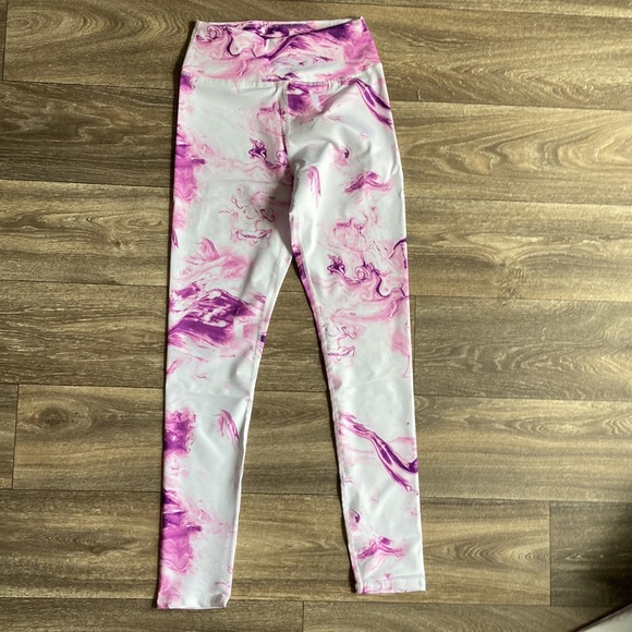 NWT 2 Piece Seamless Yoga Set 7/8 Legging and Bralette Lavender and White Small - Picture 6 of 8